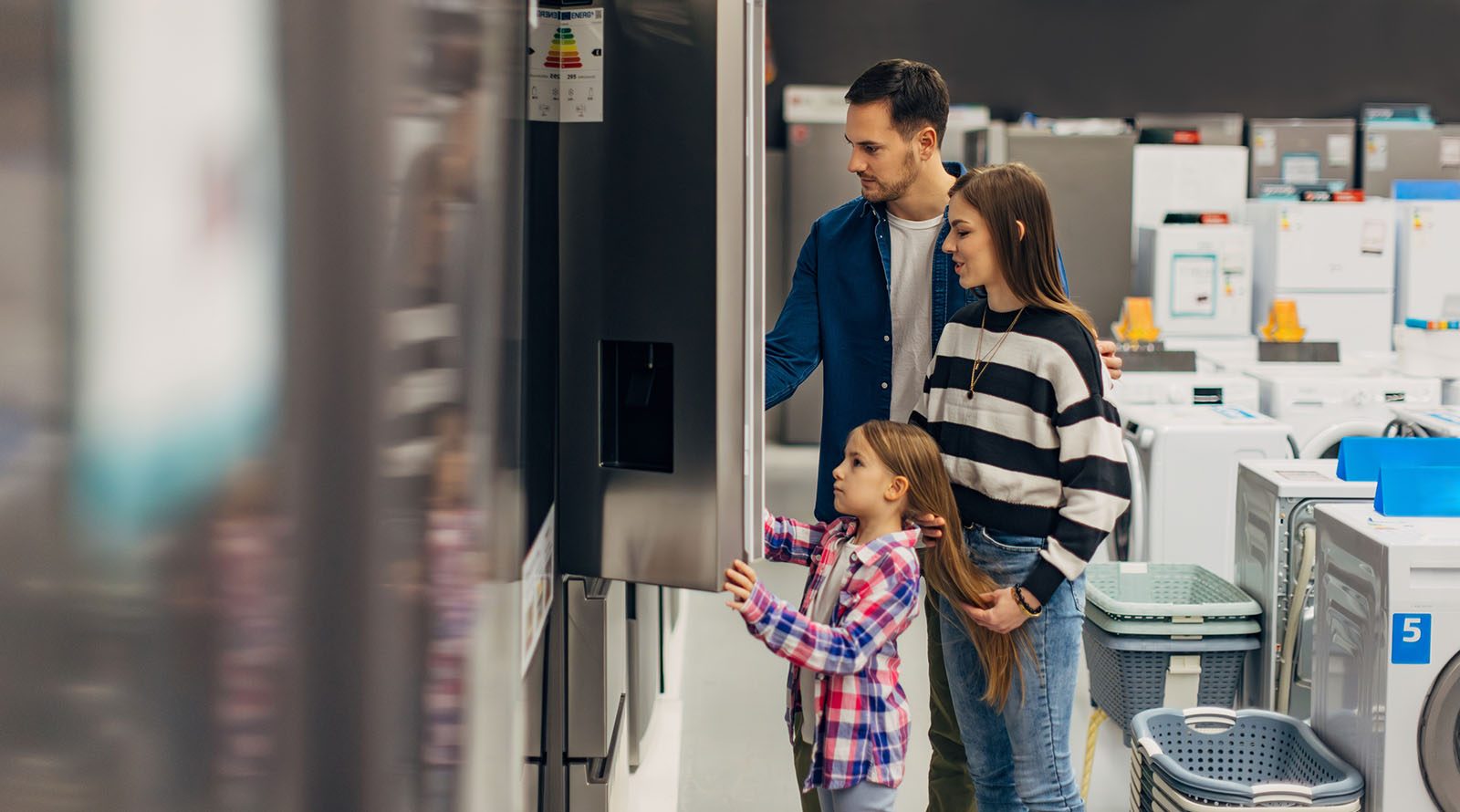 Household Spending Still Solid: NRF